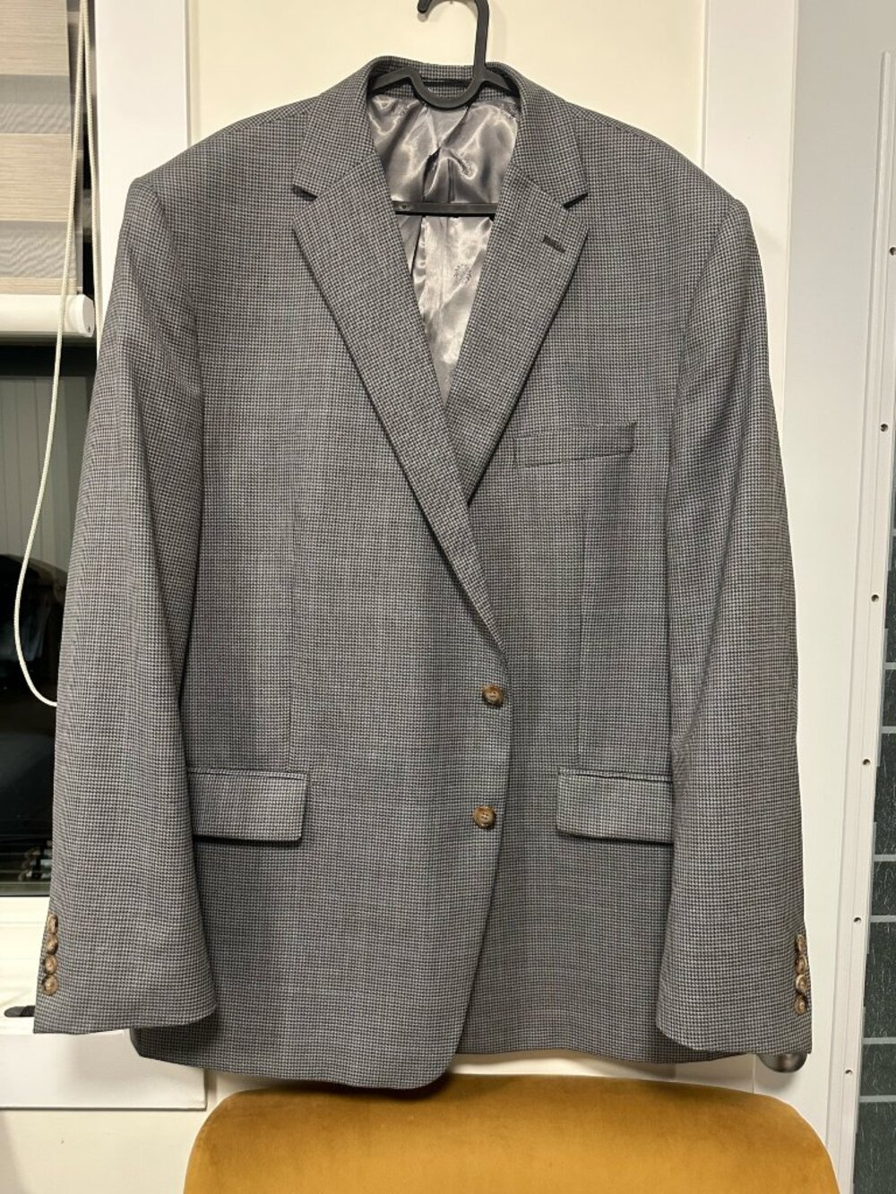 LAUREN RALPH LAUREN GRAY HOUNDSTOOTH MEN'S TWO-BUTTON BLAZER, USED LIKE NEW